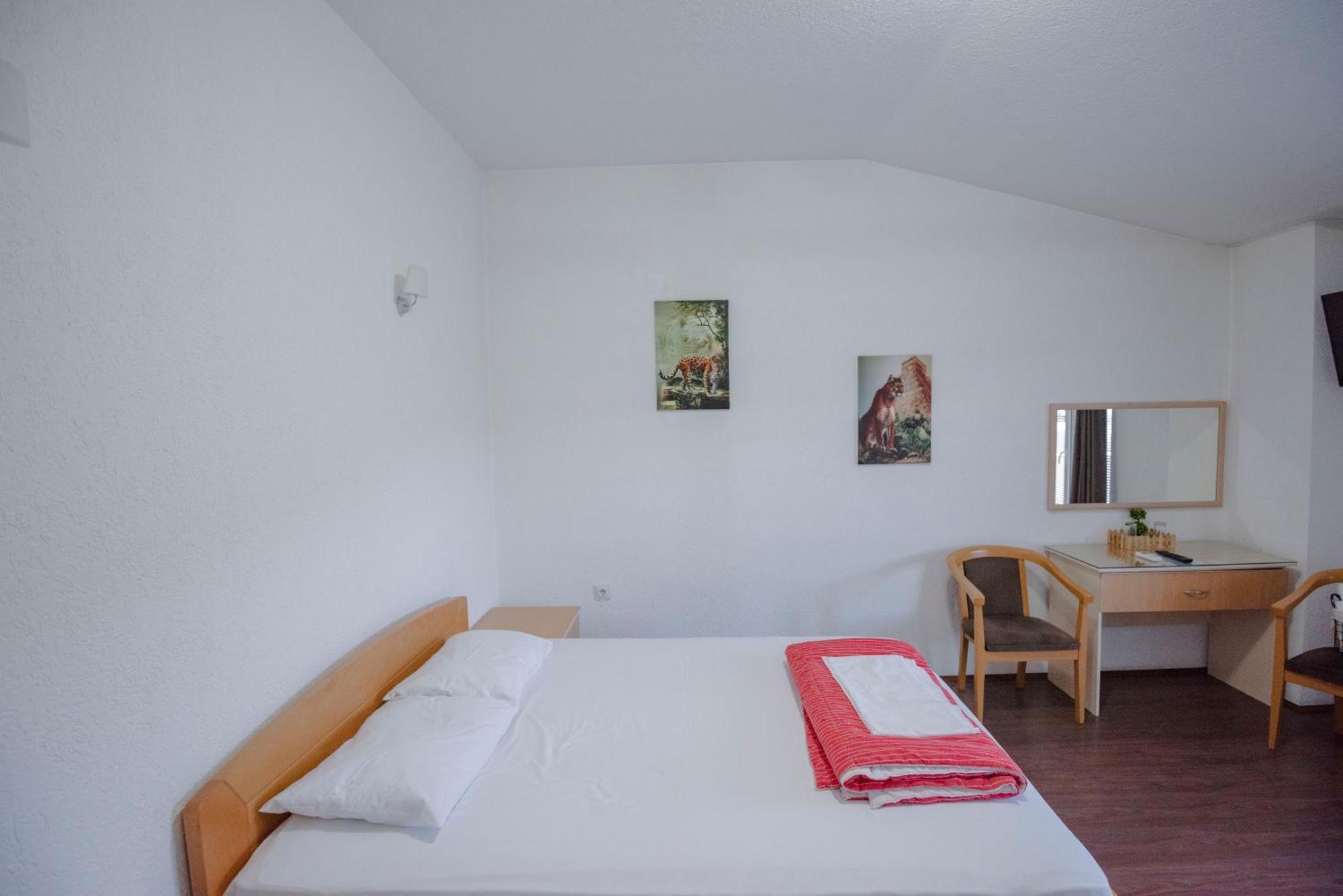 ביטולה Hotel Kiko מראה חיצוני תמונה