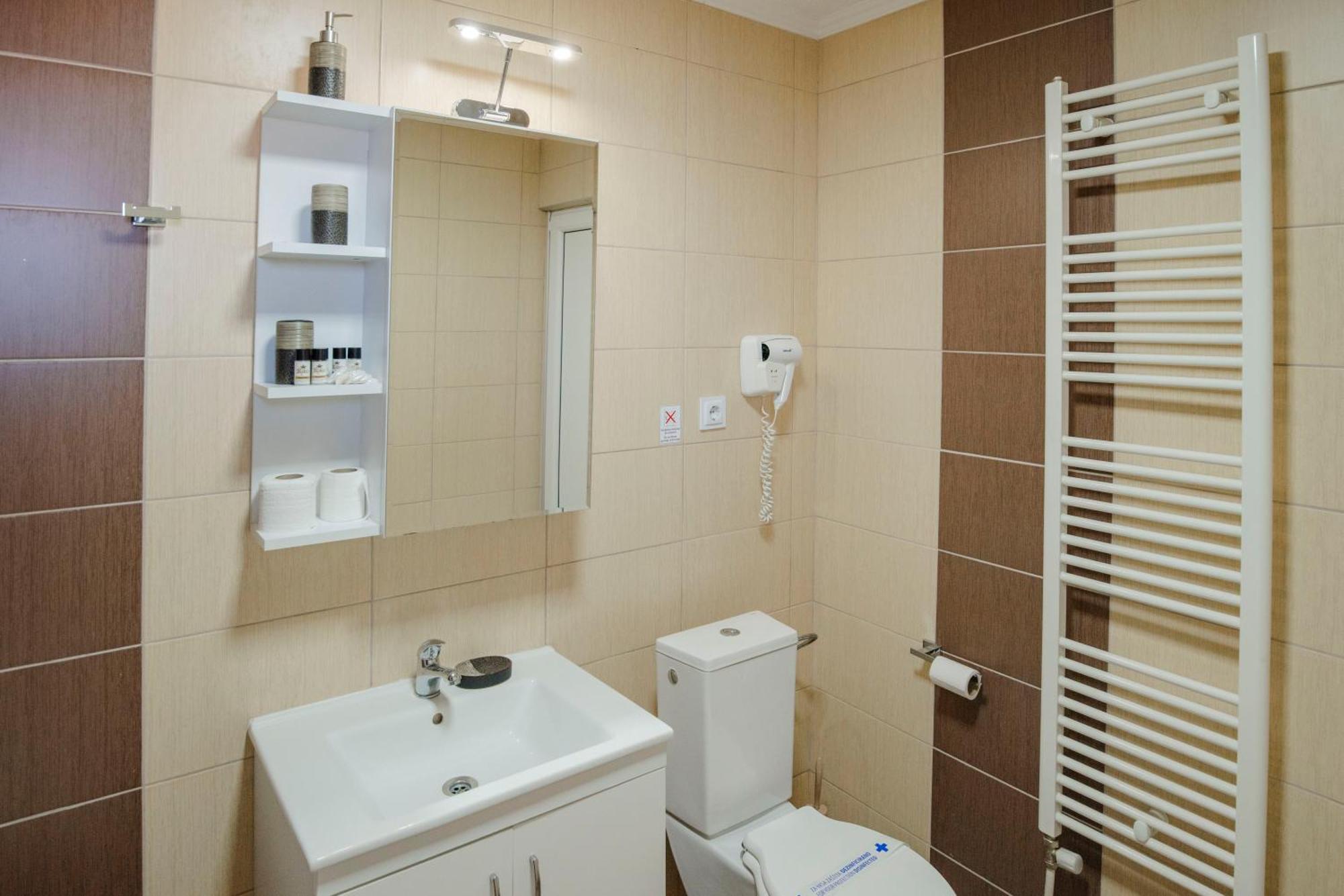 ביטולה Hotel Kiko מראה חיצוני תמונה