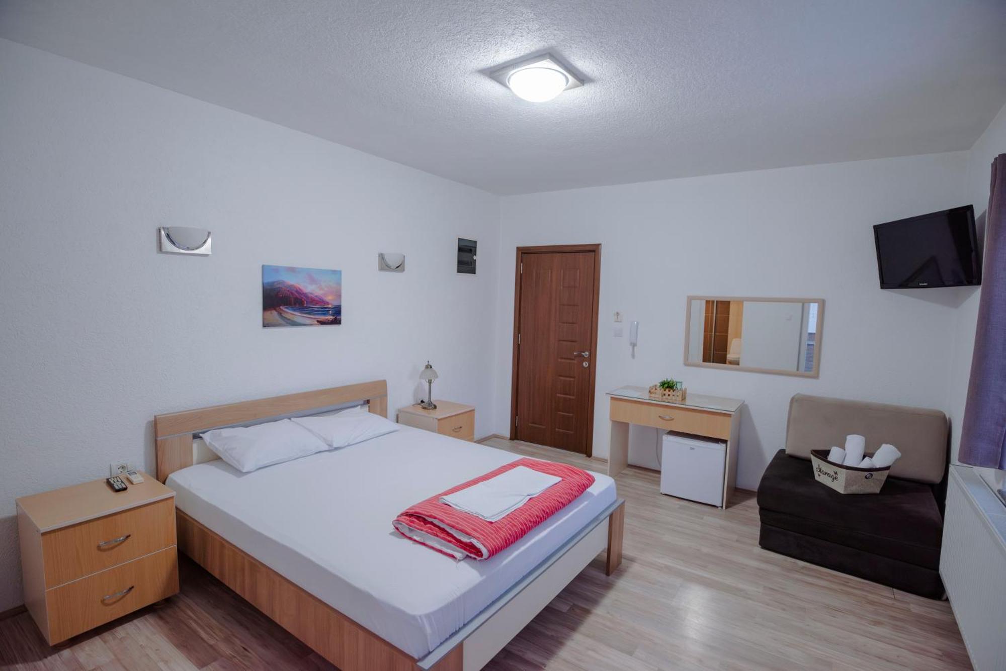 ביטולה Hotel Kiko מראה חיצוני תמונה