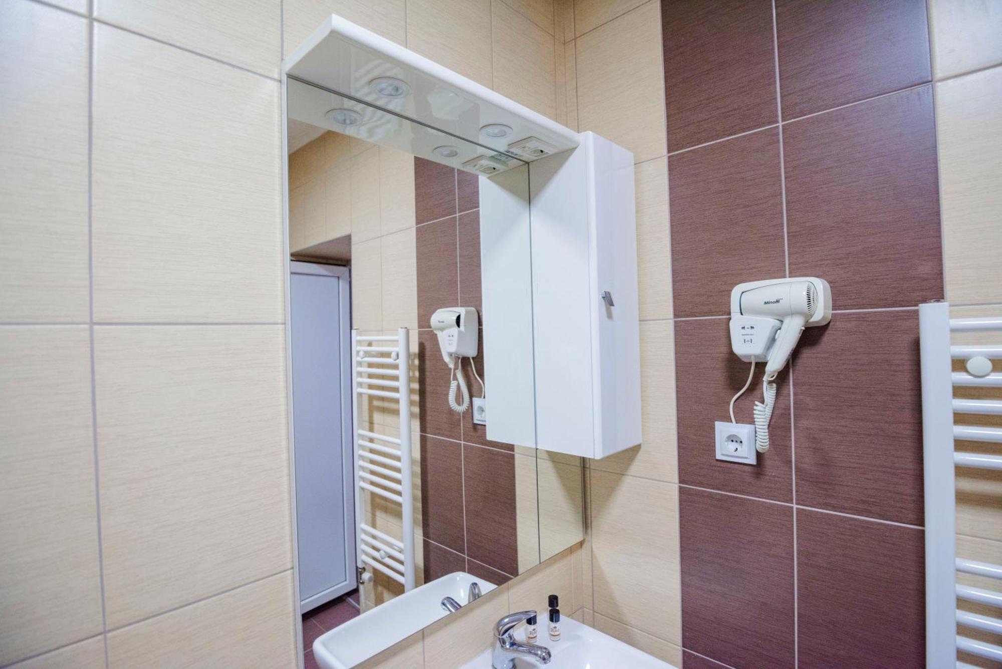 ביטולה Hotel Kiko מראה חיצוני תמונה